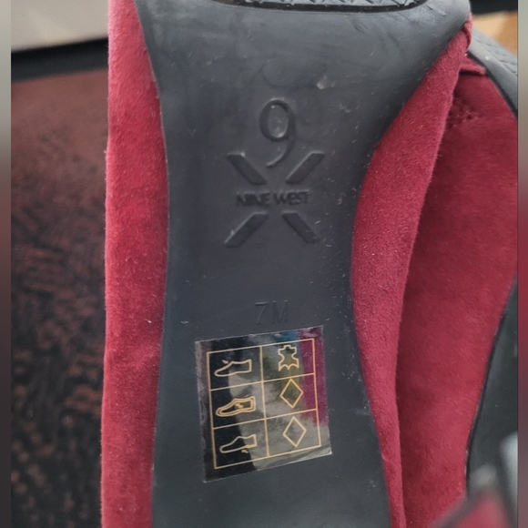 Nine West Heeled Ankle Boot size 7 - Picture 7 of 9